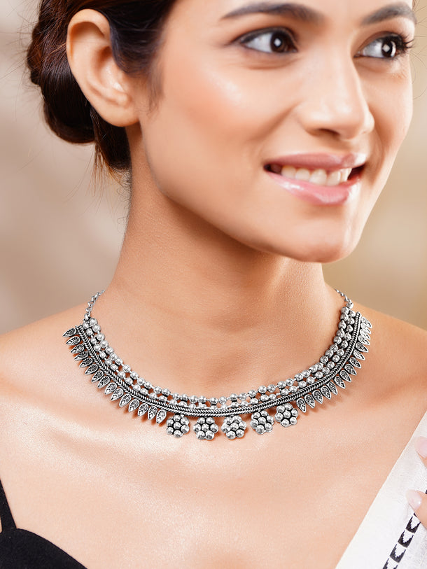 Vintage Oxidised Bloom Necklace