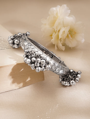 Oxidised Ghungroo Cluster Designer Bangle