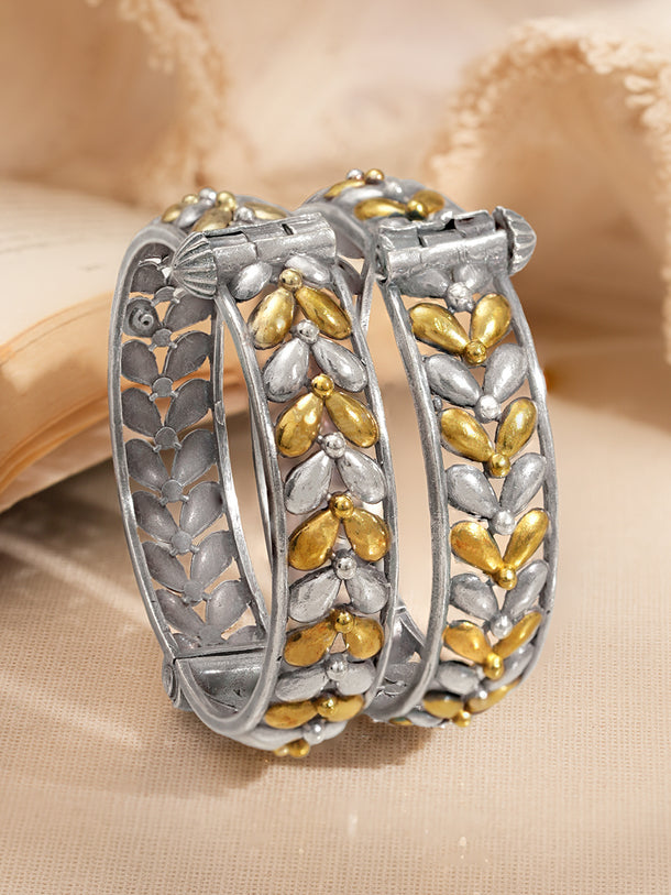 Dual Plating Oxidised Textured Bangles