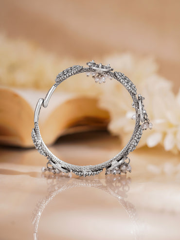 Oxidised intricately crafted ethnic kada Bracelet