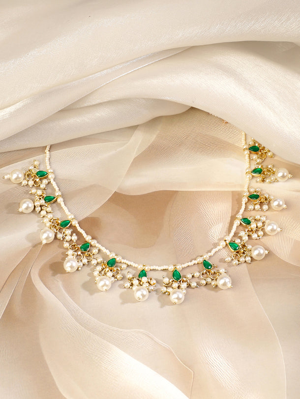 Captivating Green Kundan & Pearl Necklace