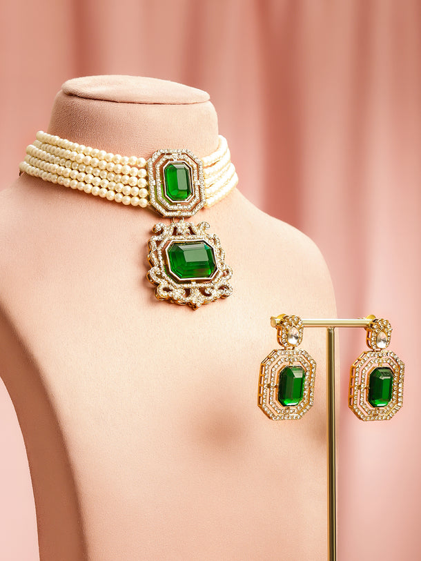 Royal Emerald Pearl Necklace Set