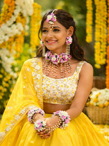 Gold Plated Pearl Beaded Pink & White Floral Choker Necklace Set With Maangtikka & Hathphool