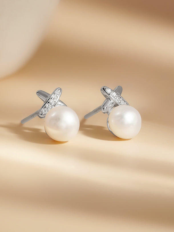 925 Fine Silver Pearl Glow Stud Earrings