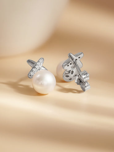 925 Fine Silver Pearl Glow Stud Earrings