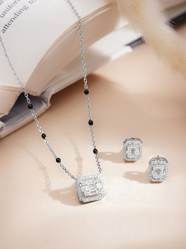925 Fine  Silver Crystal Glow Pendant Set
