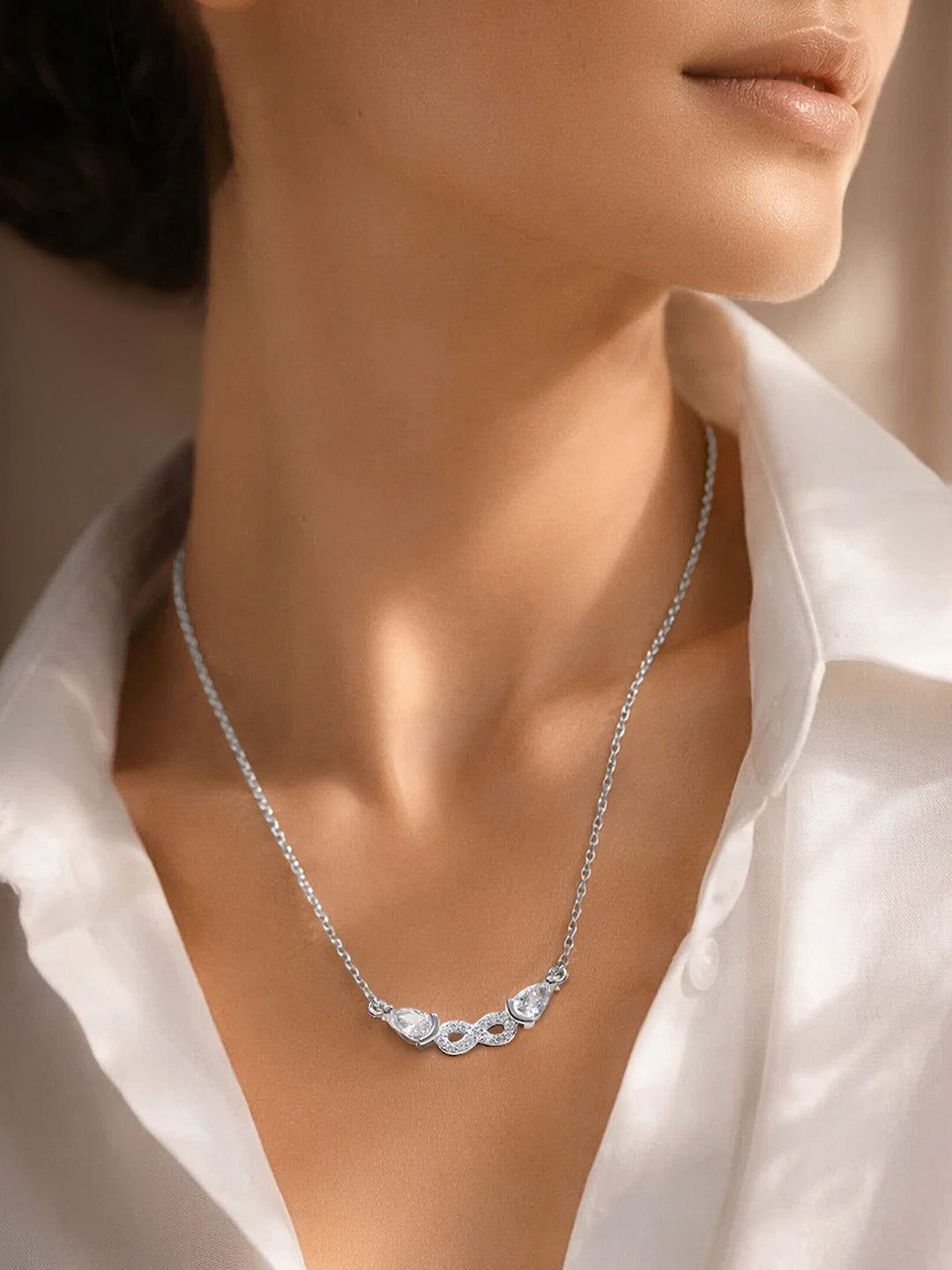 925 Fine Silver Crystal Cluster Necklace – Rubans