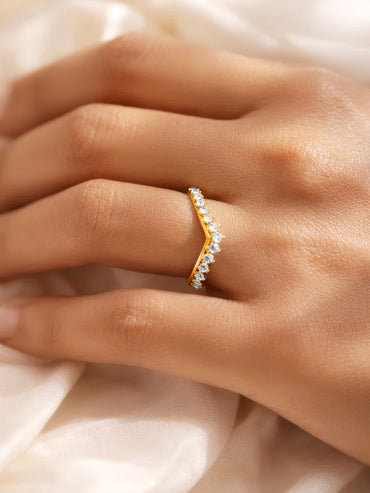 925 Fine  Silver Glittering Crown Ring
