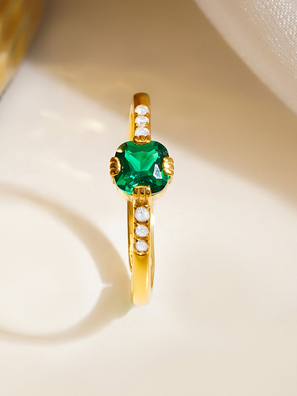 925 Fine  Silver Emerald Charm Ring