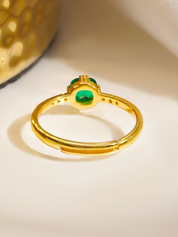 925 Fine  Silver Emerald Charm Ring