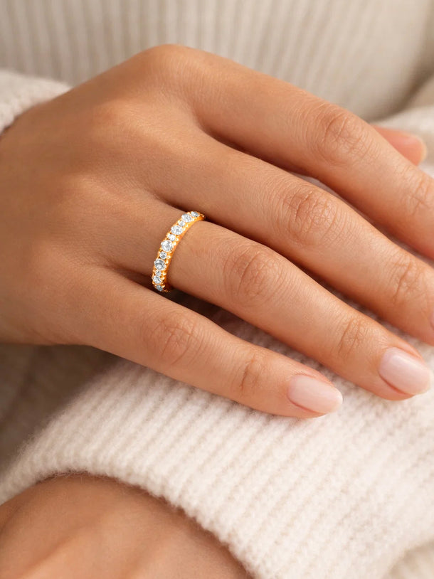925 Fine  Silver Glittery Crown Band Ring