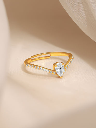 925 Fine Silver Gold Plated Pear Cut Crystal Solitaire Ring