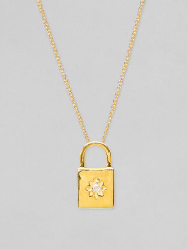 Rubans 925 Silver Lock The Moment Pendant Necklace - Gold Plated