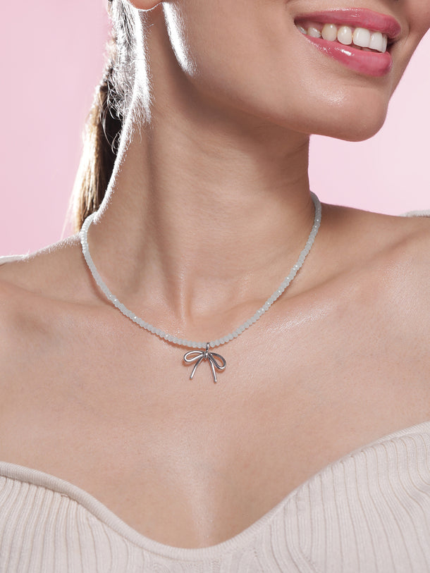 Refined Pearl with Bow Charm Necklace
