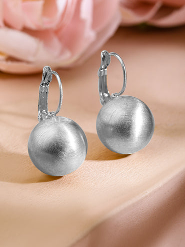 Modern Chic Pearl with Hoops
