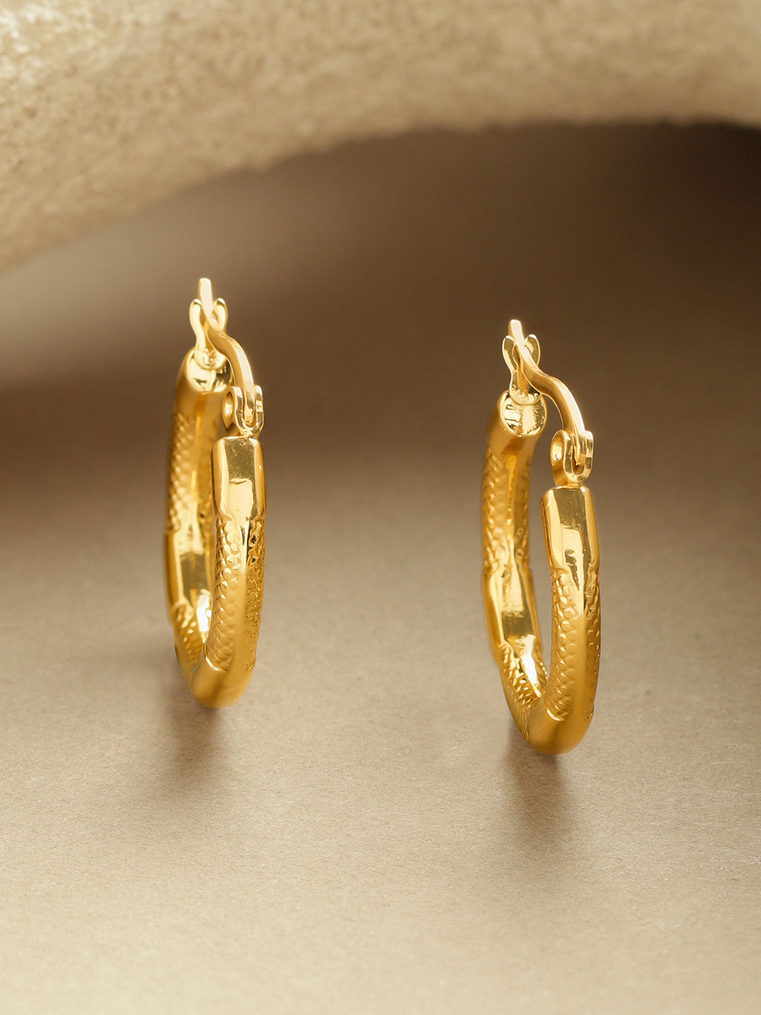 Rubans Voguish 18K Gold-Plated Brass Textured Polished Classic Hoop Earrings