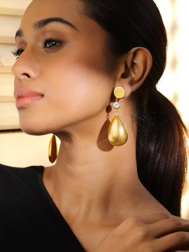 Teardrop Motif Gold Earrings