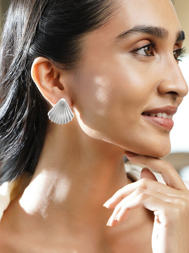 Shell Motif White Stud Earrings