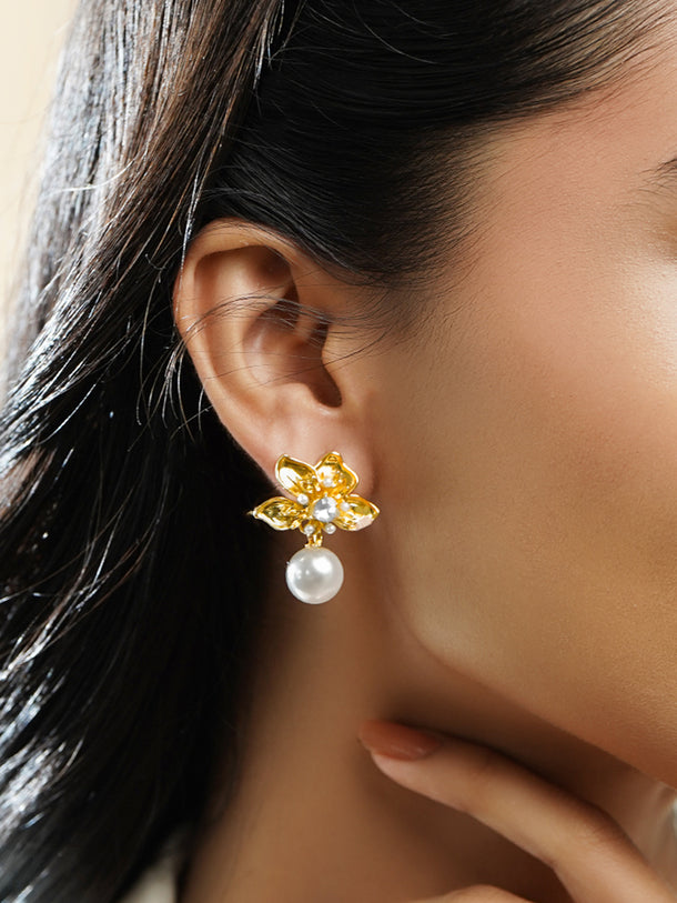 Delicate Flower Pearl Earrings
