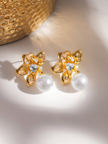 Delicate Flower Pearl Earrings
