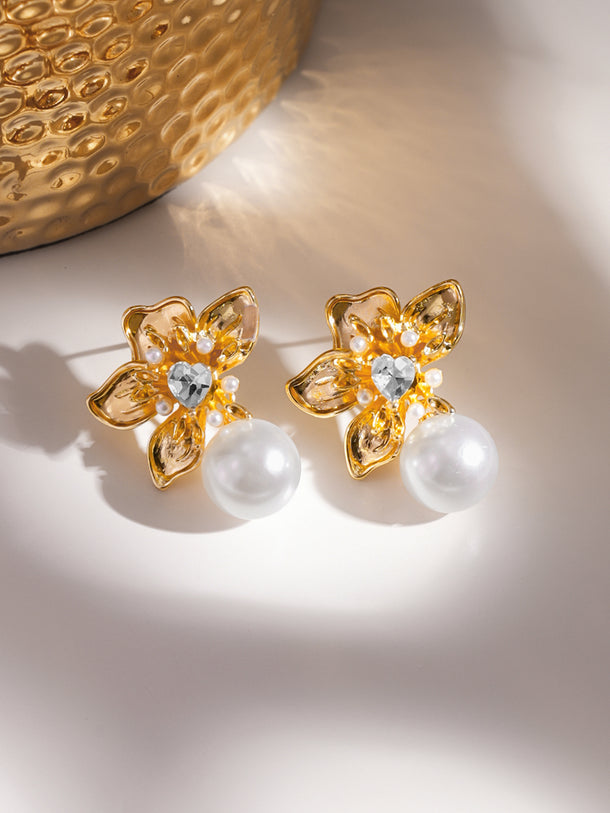 Delicate Flower Pearl Earrings