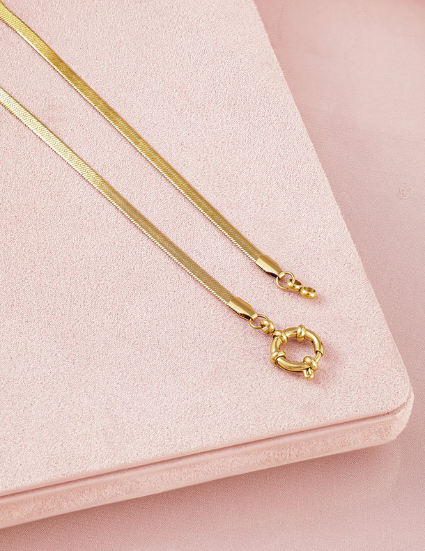 Gold Toned Necklace