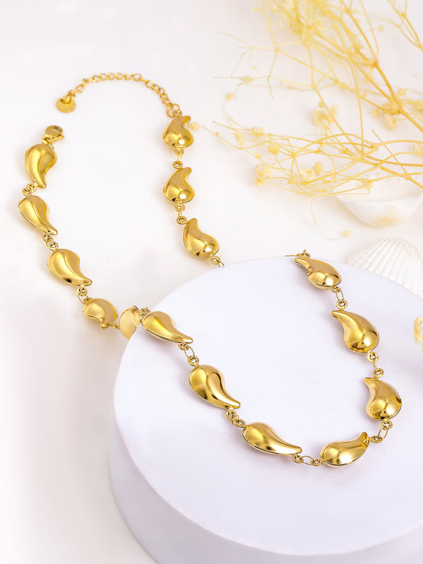 Teardrop Beaded Gold Toned Necklace