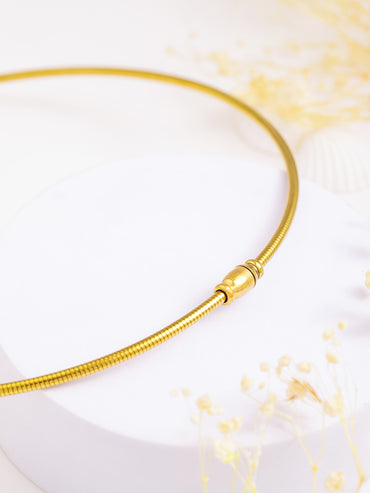 Gold Toned Heart Motif Collar Necklace