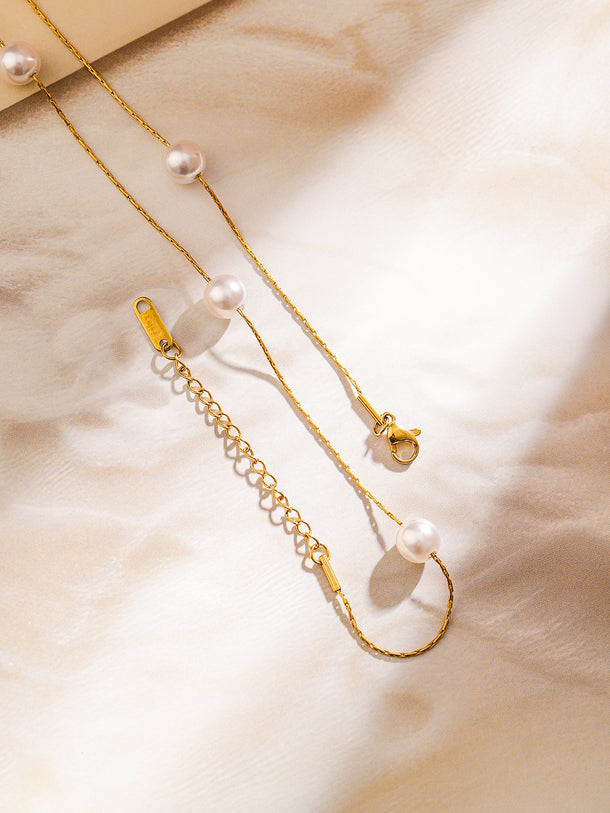 Pearl beaded Dual-Layered Necklace