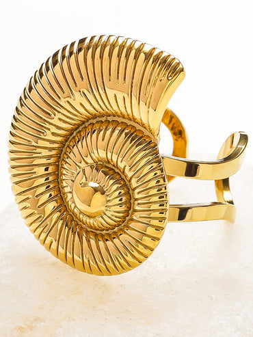 Shell Motif Gold Statement Ring