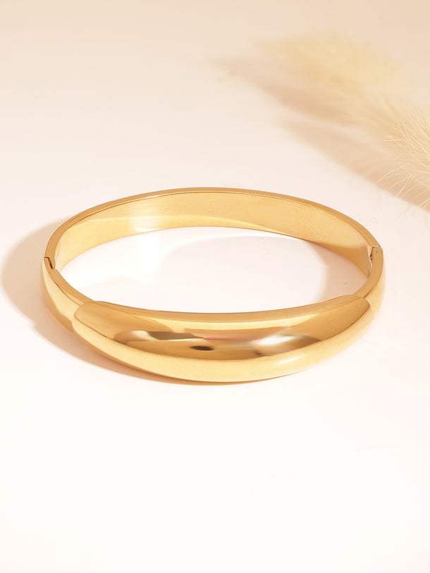 Rubans Voguish Stainless Steel 18 KT Gold Plated , Waterproof, tarnish-free ,Bracelet