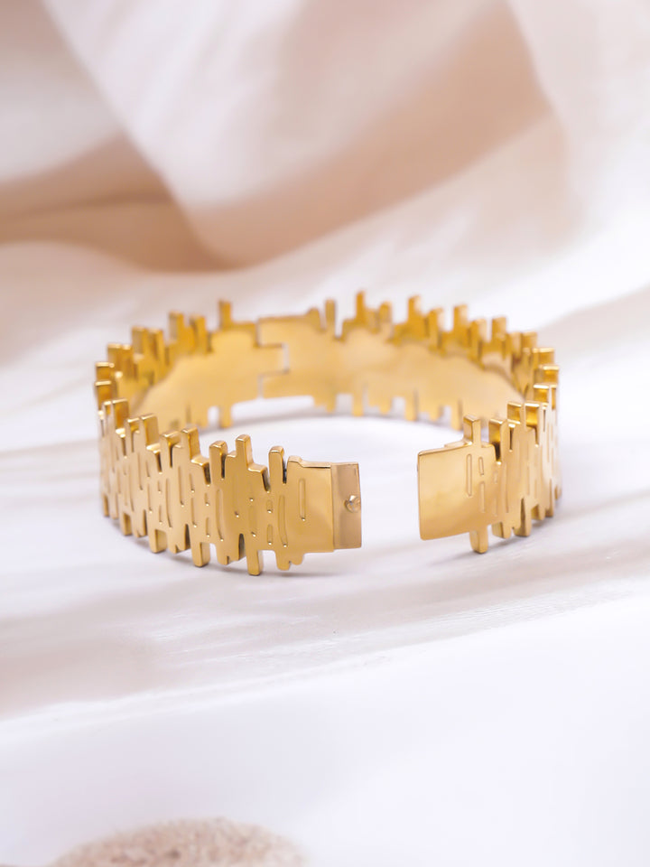 Voguish 22K Gold Plated Stainless Steel Tarnish-Free Waterproof Modern Textured Bracelet