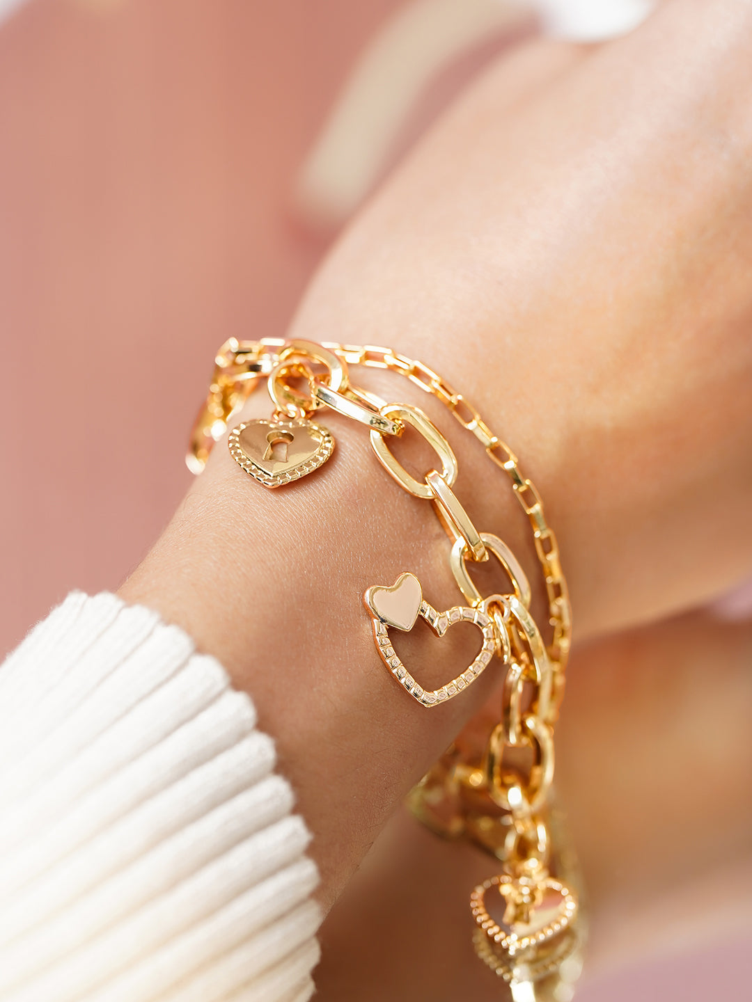 Rubans Voguish 18K Gold-Plated Stainless Steel Tarnish-Free Waterproof Heart Charm Bracelet