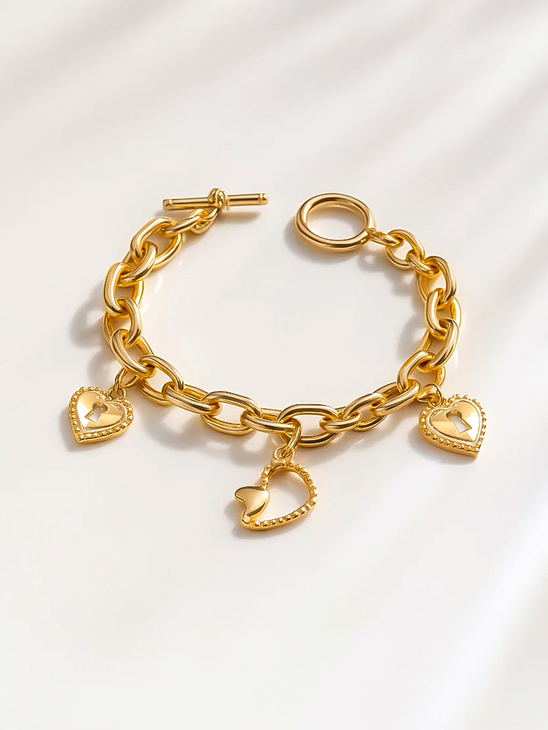 Rubans Voguish 18K Gold-Plated Stainless Steel Tarnish-Free Waterproof Heart Charm Bracelet