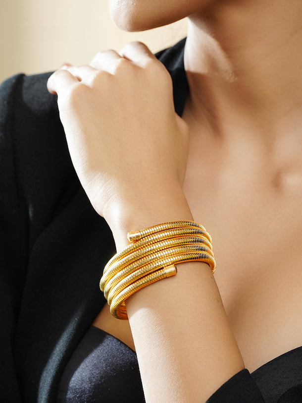 Whispers in Circular Bracelet