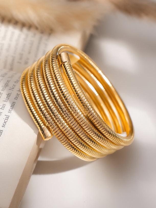 Whispers in Circular Bracelet