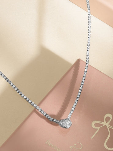 Charming Pear Shaped Pendant American Diamond Zirconia Necklace