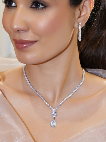 Shimmering Pear Drop Silver Necklace Set