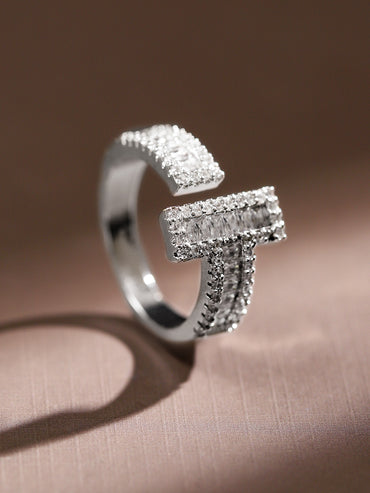 American Diamond Zirconia Sleek Silver Ring