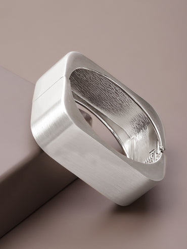 Rubans Rhodium-Plated Bangle-Style Bracelet