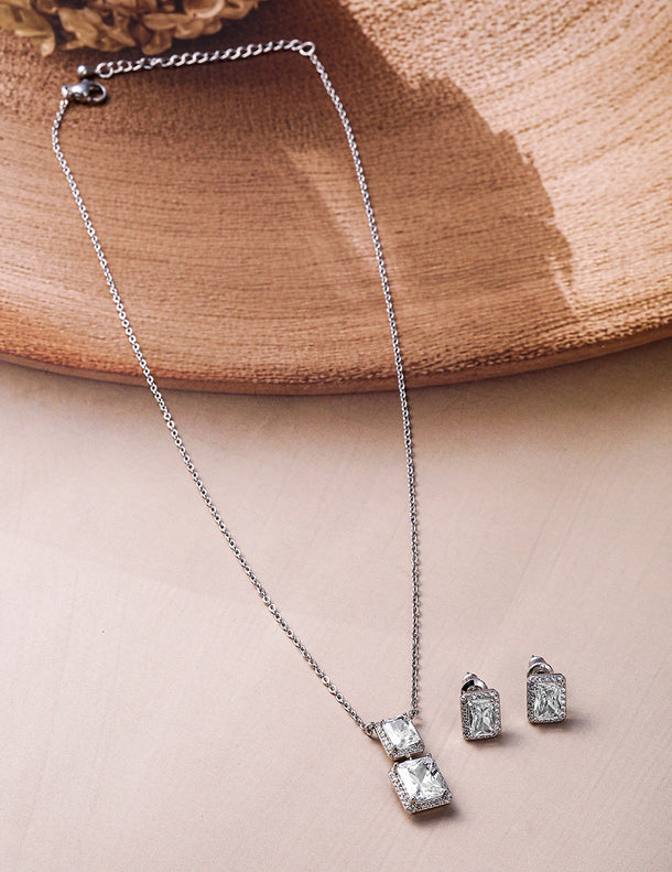 Rhodium plated Octo Pendant Set