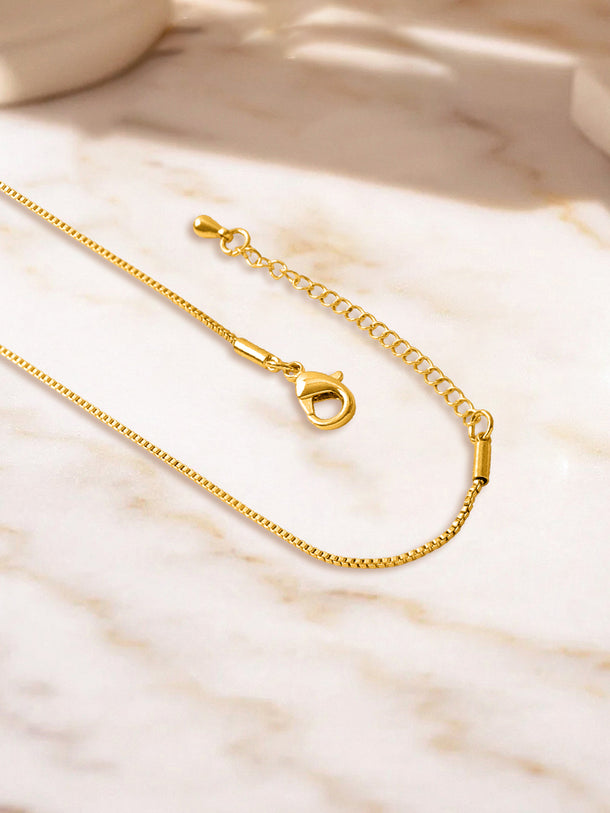 Gold Toned Pendant Necklace Set