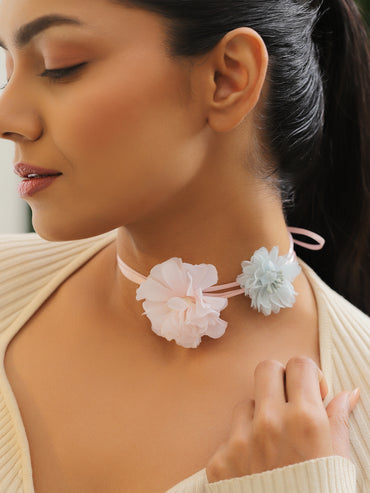 Choker With Blow & White Flower Accent