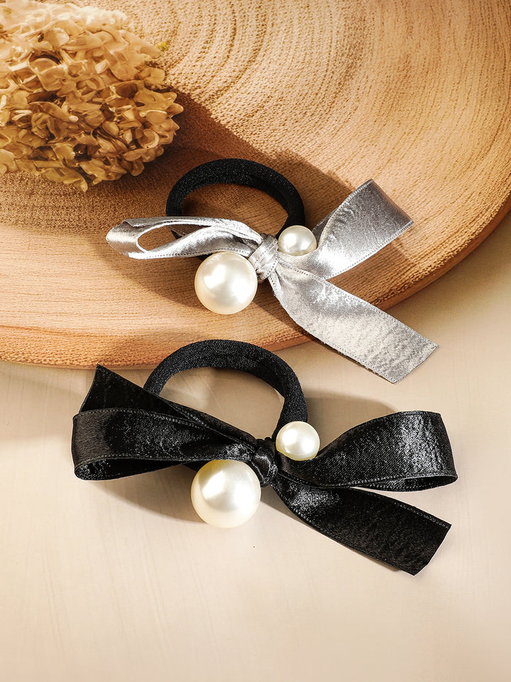 Pearl Essence Bow Hair Clip