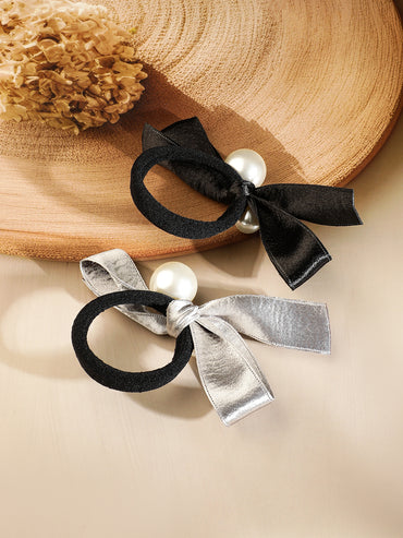 Pearl Essence Bow Hair Clip