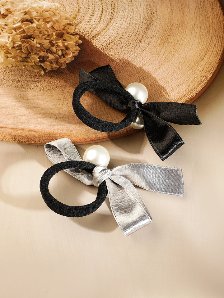 Pearl Essence Bow Hair Clip