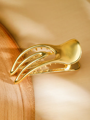 Rubans 18K Gold Plated Curved Claw Hair Clip â€“ Statement Hair Accessory for Stylish Looks