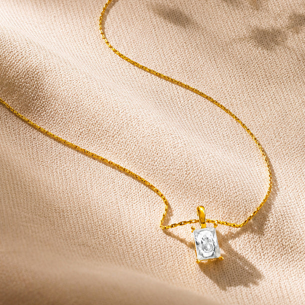 Demifine 18K Gold Plated Stainless Steel Solitaire Pendant Necklace