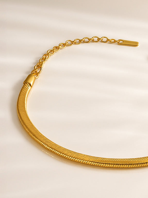 Solid Gold Toned Necklace