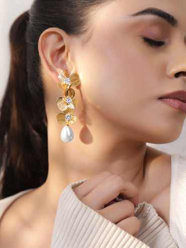 Dreamy Flora Pearl & CZ Earrings